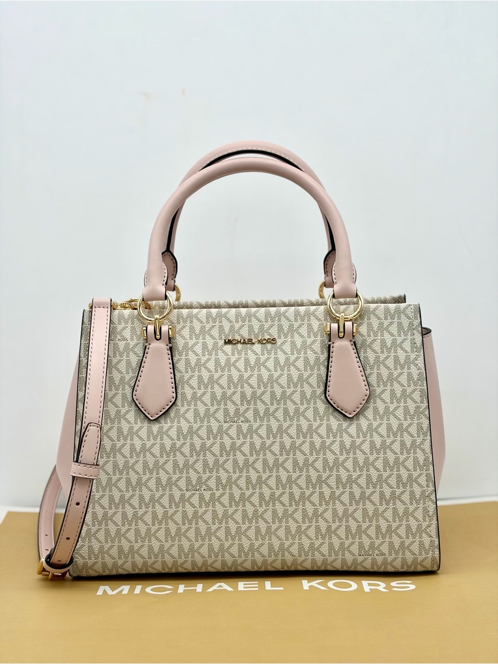 Michael Kors Marilyn Medium Signature Logo Convertible Satchel Crossbody Bag NWT - Picture 3 of 16